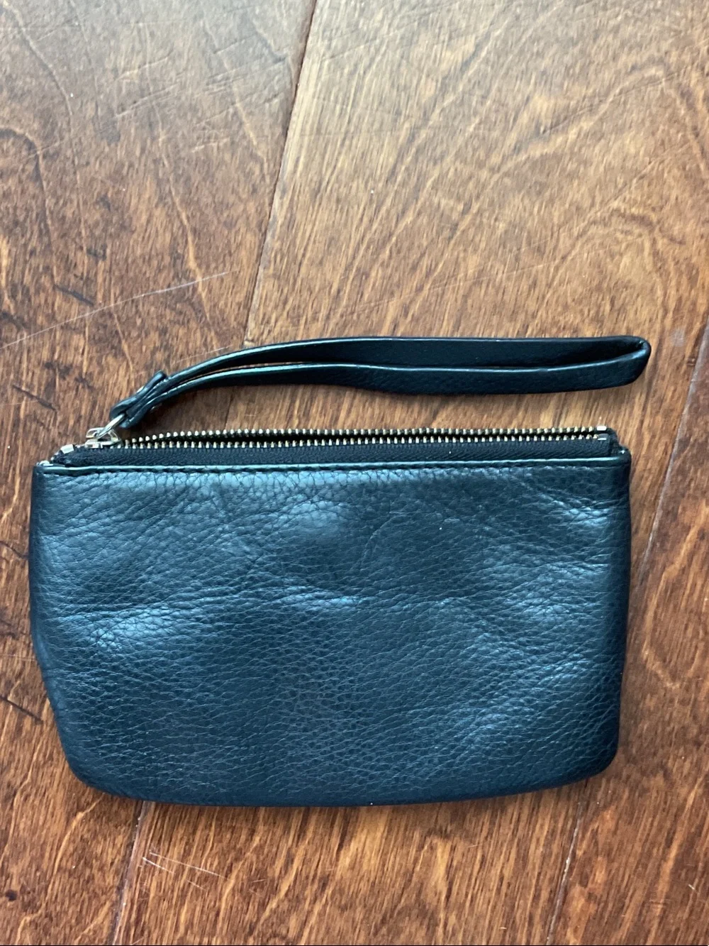 kate spade black leather zip wristlet with gold hardware